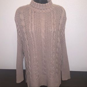 Old Navy M tan sweater turtle neck